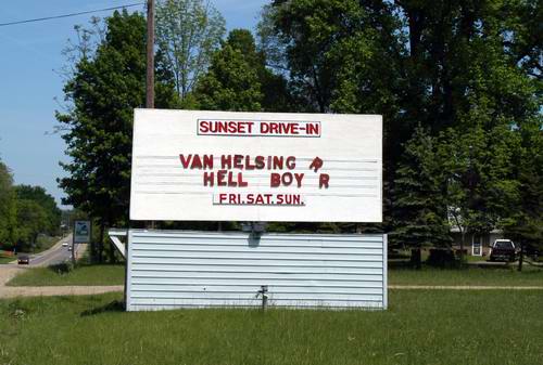 Sunset Auto Theatre - Marquee Summer 2004